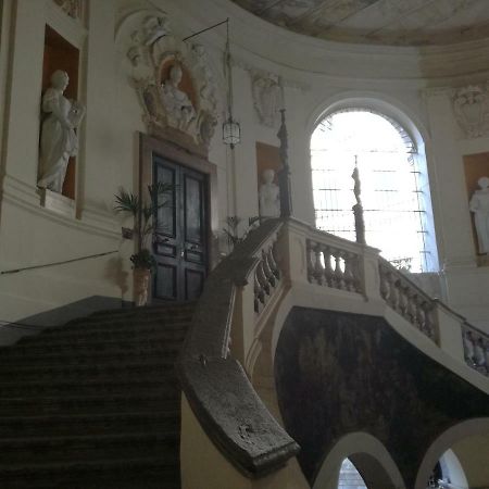 ナポリResidenza Spinelliアパートメント エクステリア 写真